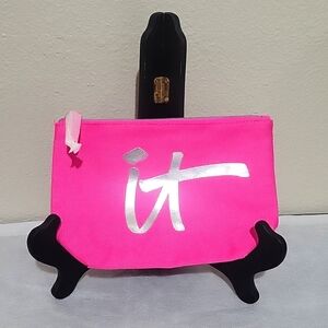 it Hot Pink Cosmetic Bag